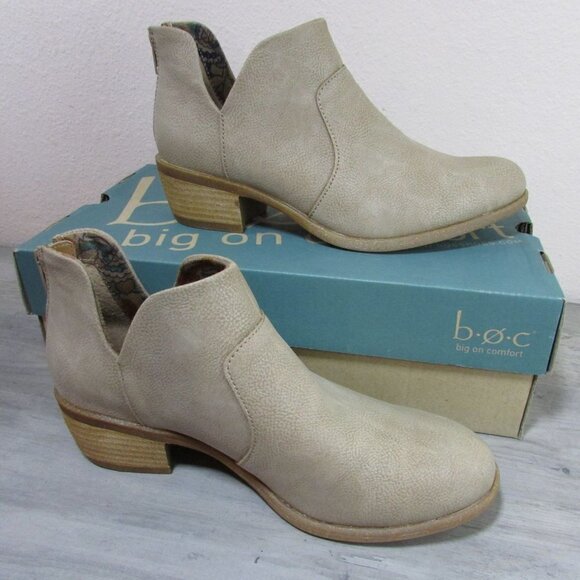 BOC Born Women's Lucy Block Heel Ankle Booties - Natural - BC0016902 - Picture 1 of 4
